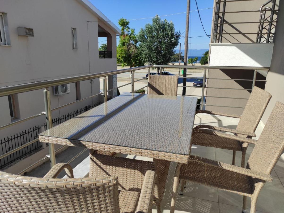 Blue Beach Apartments Офринио Экстерьер фото