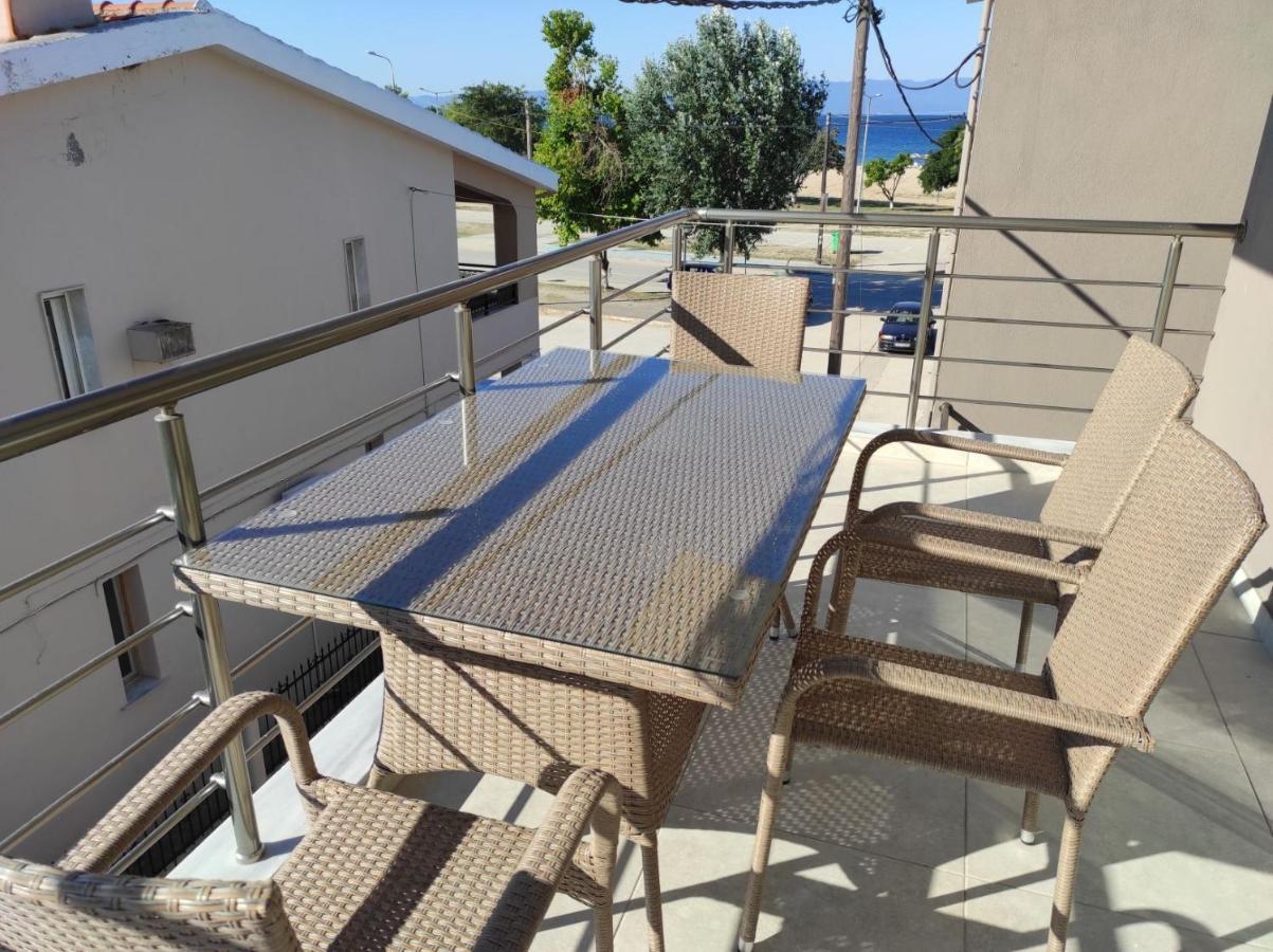 Blue Beach Apartments Офринио Экстерьер фото