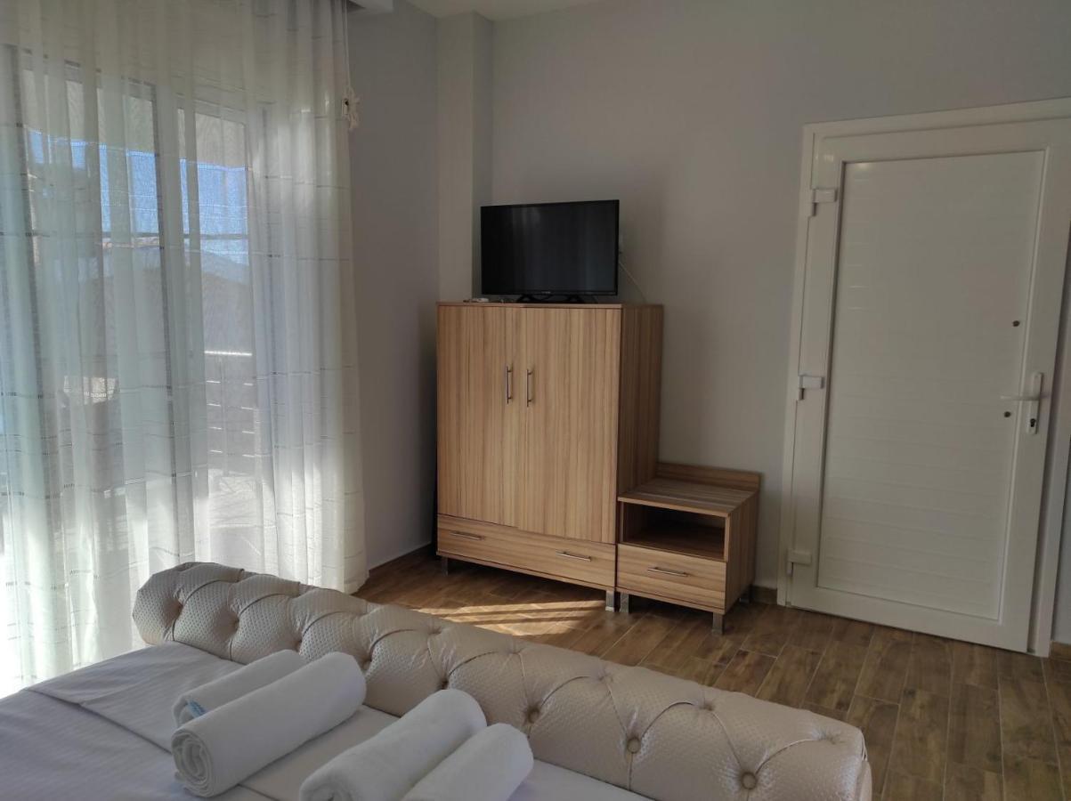 Blue Beach Apartments Офринио Экстерьер фото